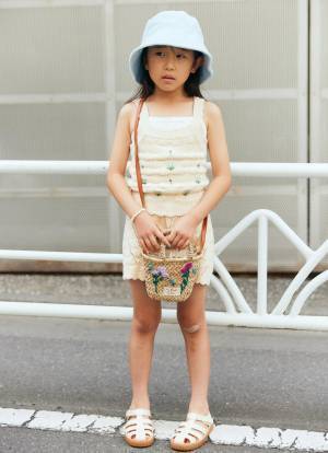 失敗しない夏にモノトーンコーデ♡ 白ワンピで簡単おしゃれ見え！ | HugMug - 親子で楽しむファッションやライフスタイル情報を届けるママメディア