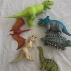 恐竜好き必見！ALL500円以下のDeAgostiniのおもちゃは色も変わって2倍楽しい！！ | HugMug - 親子で楽しむファッションやライフスタイル情報を届けるママメディア