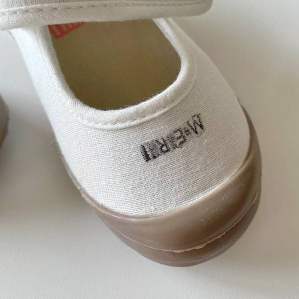 100均でうわばきデコレーション！簡単なのに子供が喜ぶうわばきに変身 | HugMug - 親子で楽しむファッションやライフスタイル情報を届けるママメディア