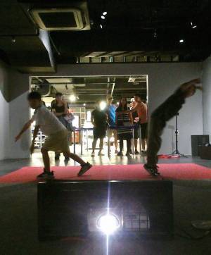 VRゲーム好きキッズ必見！屋内型eスポーツテーマパーク”RED° TOKYO TOWER” | HugMug - 親子で楽しむファッションやライフスタイル情報を届けるママメディア