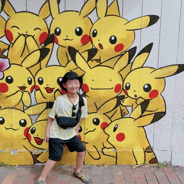 【沖縄にポケモン大量発生！】ポケモン好きにオススメしたい“ポケジェニック”を探す旅 | HugMug - 親子で楽しむファッションやライフスタイル情報を届けるママメディア