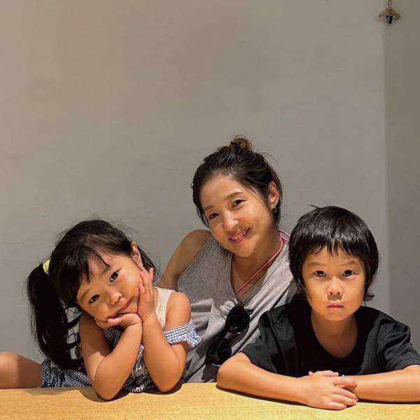 子連れ海外旅行 攻略法！【座席の選び方や機内であるといい持ち物など】 | HugMug - 親子で楽しむファッションやライフスタイル情報を届けるママメディア