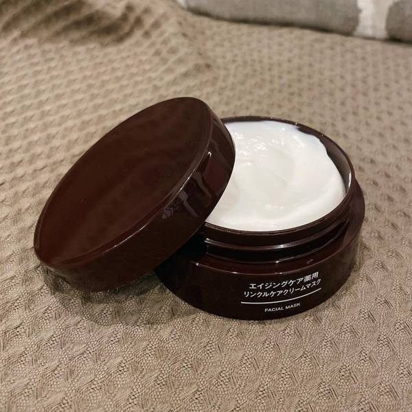 話題の美容本に習う！季節の変わり目に負けないスキンケアお試しレポ | HugMug - 親子で楽しむファッションやライフスタイル情報を届けるママメディア