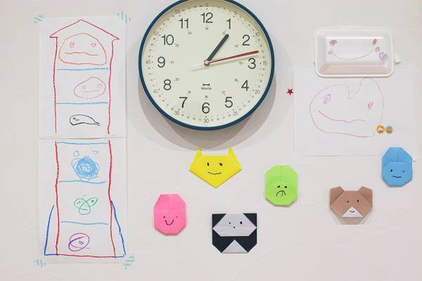 【子ども工作の保管方法】遊び・工作が得意なママたちのアイディア | HugMug