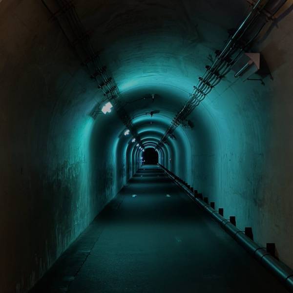 全長750mのトンネルの中はアートな空間が広がる！子どもと行きたい日本三大渓谷「清津峡」 | HugMug