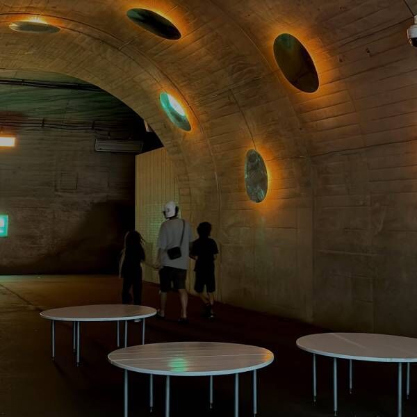 全長750mのトンネルの中はアートな空間が広がる！子どもと行きたい日本三大渓谷「清津峡」 | HugMug