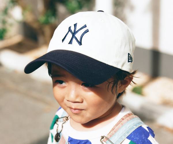 オーバーオールで親子リンク♡『海外子ども服』を使ったカラフルコーデにも注目！ | HugMug