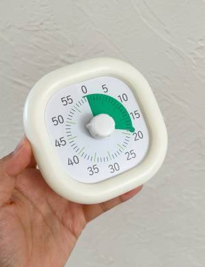 「“買ってよかった！” 3歳児向けオモチャと知育グッズ」武智志穂の沖縄でのんびり双子育児 Vol.38 | HugMug