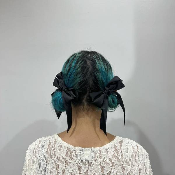 【3COINS】 30代女子に人気の大人かわいいヘアアクセ＆ヘアアレンジ | HugMug