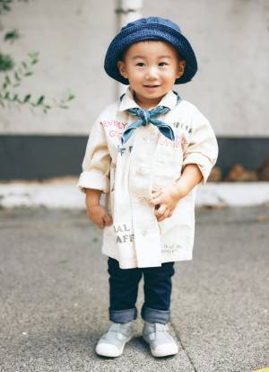 『ユニクロ』を使ったおしゃれキッズ発見！家族で秋の正統派コーデ♪ | HugMug