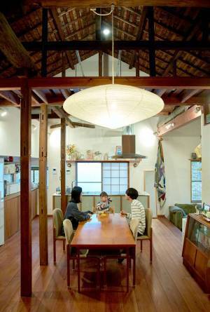 センスのいい家族が暮らす家【vol.5 古きよき住まい・美作天地さん、翔子さん邸】 | HugMug