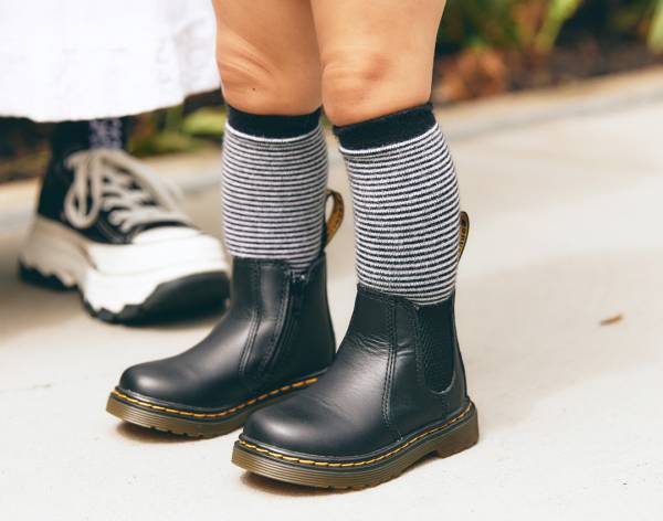 失敗しないモノトーンリンクコーデ！ピンクを挿してガーリーに♡ | HugMug