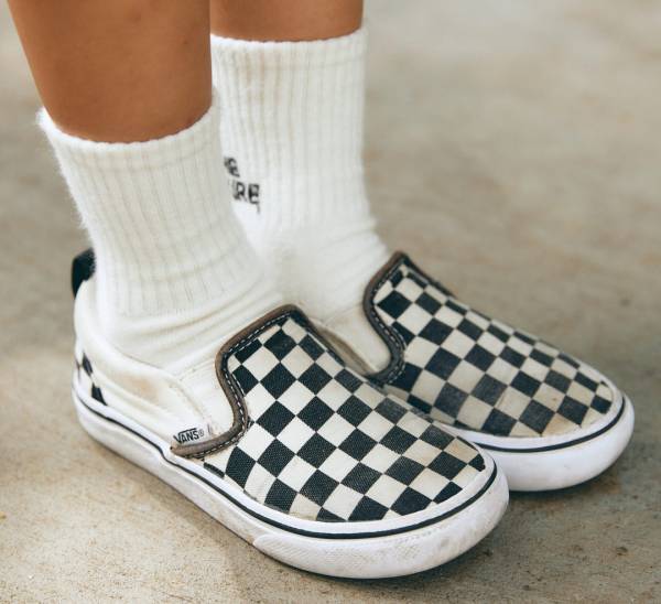 『韓国子ども服』がやっぱり推せる♡ 親子でくすみカラーコーデ！ | HugMug