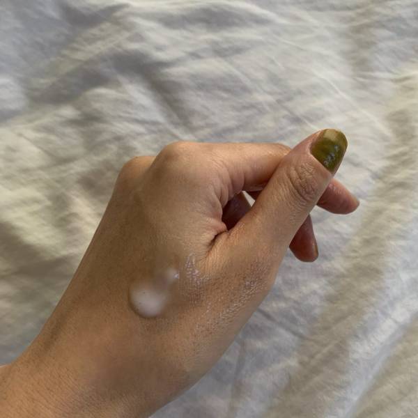 乾燥＆毛穴対策におすすめ！ツヤ肌をつくるリピ買いコスメ | HugMug