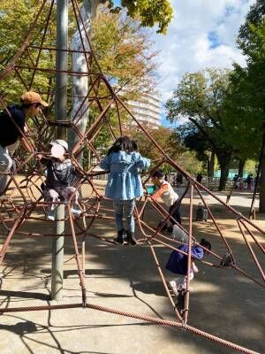 【入園無料】ふれあい動物広場や遊具、水遊びなど1日中遊べる「東板橋公園」が子連れにおすすめ！ | HugMug