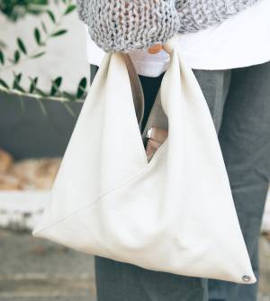 グレーを使った親子リンクコーデにトライ！淡トーンでおしゃれ度爆上げ♡ | HugMug