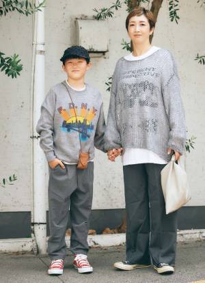 グレーを使った親子リンクコーデにトライ！淡トーンでおしゃれ度爆上げ♡ | HugMug