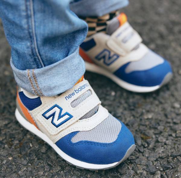 デニムのおしゃれな着こなし術♡ 柄ものを投入してハッピーに！ | HugMug