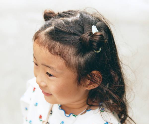 話題の「海外子ども服」はこう着る！柄トップスでポップな雰囲気に♪ | HugMug