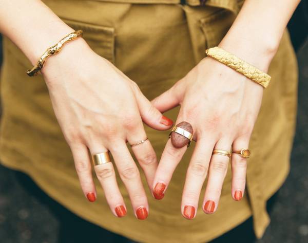 それ『ユニクロ』のスウェットなの！？変形ベストを使っておしゃれを格上げ！ | HugMug