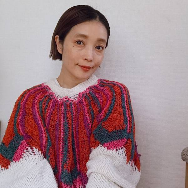 髪の乾燥対策に◎アイロンもドライヤーも使わない！冬の簡単スタイリング | HugMug