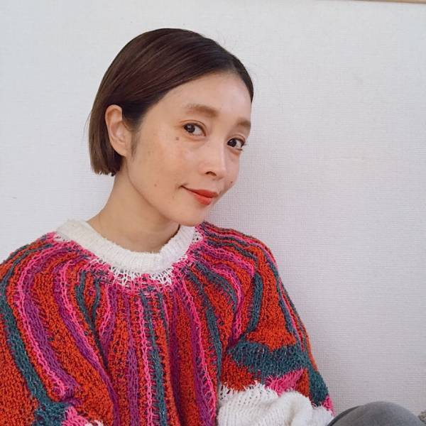 髪の乾燥対策に◎アイロンもドライヤーも使わない！冬の簡単スタイリング | HugMug