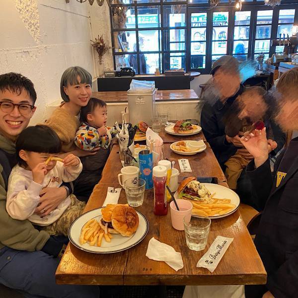 【子連れランチにおすすめ】恵比寿の「Burger Mania Ebisu」がおしゃれでおいしい！ | HugMug