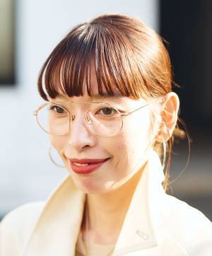 『ユニクロ』パンツが超優秀♡ やっぱり冬はホワイトコーデで決まり！ | HugMug