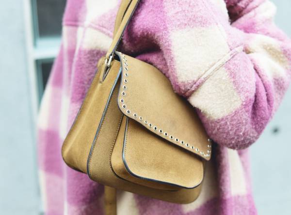 おしゃれファミリーの公園コーデはこれ♪カラフルアイテムで迷子防止！？ | HugMug