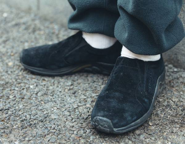 おしゃれファミリーの公園コーデはこれ♪カラフルアイテムで迷子防止！？ | HugMug