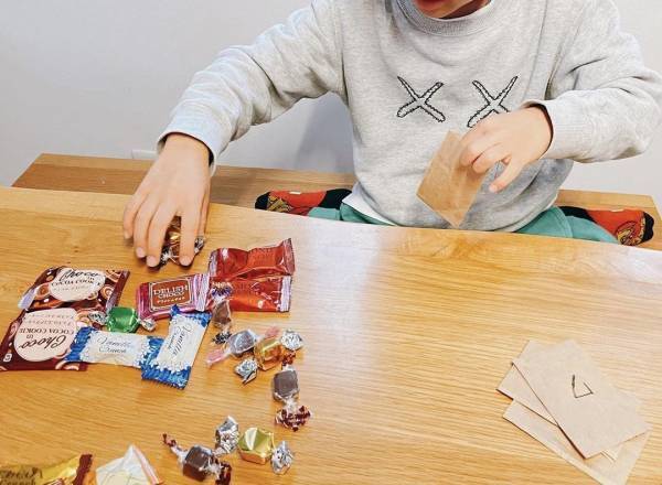 買ってよかった！クリスマスデコレーションアイテム購入品5選&amp;手作りアドベントカレンダー | HugMug