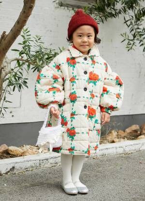 「海外子ども服」の着こなし術必見♡ ホワイトでまとめた冬コーデがめちゃかわ！ | HugMug