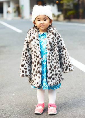 『ユニクロ』を使った古着MIXコーデ♡ 柄アウターをポップに着こなし！ | HugMug