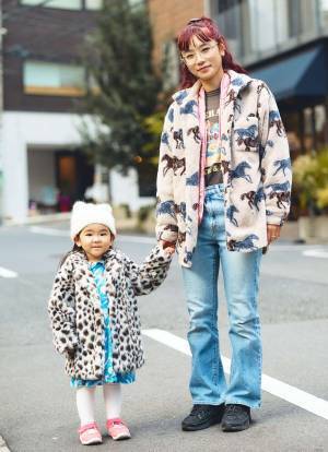 『ユニクロ』を使った古着MIXコーデ♡ 柄アウターをポップに着こなし！ | HugMug