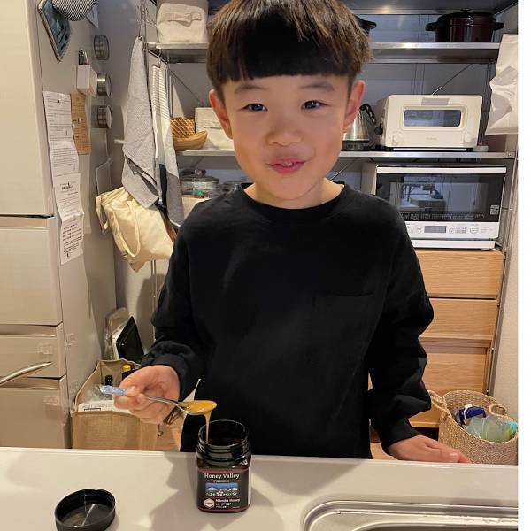 マヌカハニーで風邪対策！子供達も大好き♡我が家の必須アイテム | HugMug