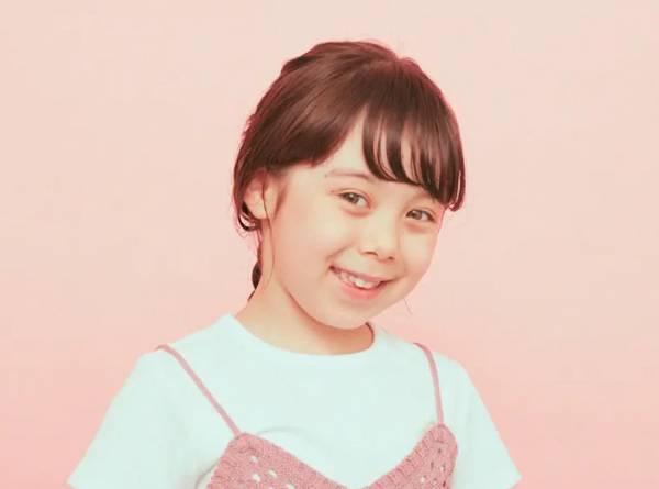 ［動画で解説］女の子をもっと可愛く！簡単ヘアアレンジ＜ロング＆ボブ＞ | HugMug