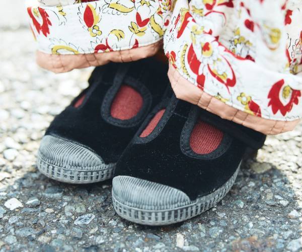 『ZARAキッズ』でつくる姉弟コーデ♡ カラフルアイテムでハッピーに！ | HugMug