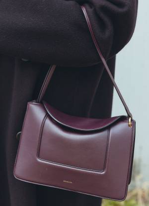 ヴィンテージパンツでおしゃれを格上げ！赤×青で目を引く親子コーデに♡ | HugMug