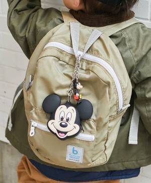 古着のスウェットがこんなにおしゃれに！？英国スタイル意識のファミリーコーデ♡ | HugMug