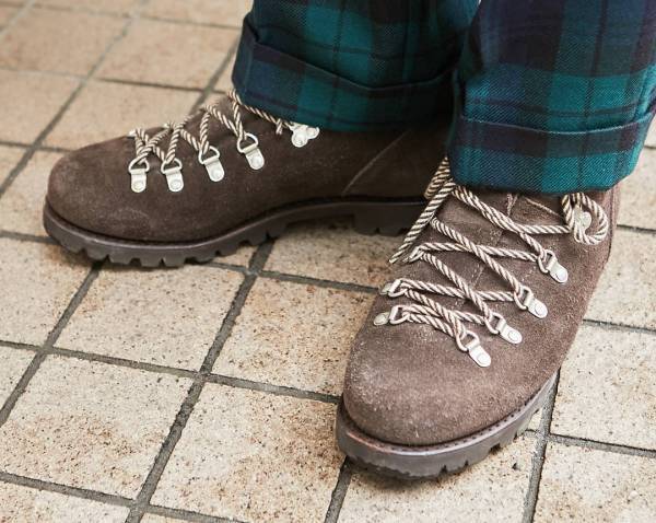 古着のスウェットがこんなにおしゃれに！？英国スタイル意識のファミリーコーデ♡ | HugMug