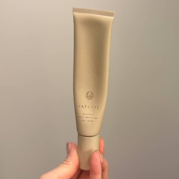 「美肌＆つや髪をつくる、おすすめの美容アイテム」高山直子の“愛すべき日々のこと” Vol.21 | HugMug