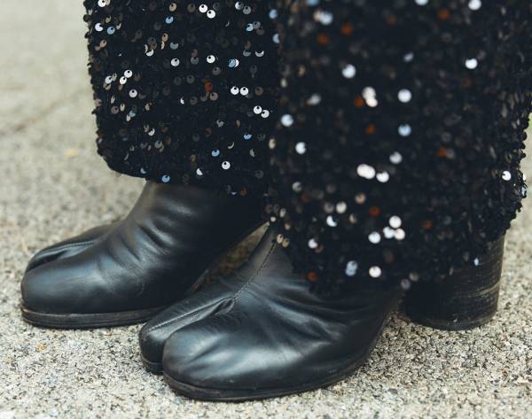 冬のモノトーンはこう着る！キッズはボアベストで双子コーデに♡ | HugMug