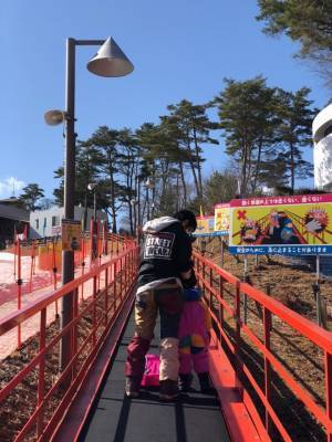 入場料500円で思い切り雪遊び！愛知県豊田市「朝日高原元気村」体験レポート | HugMug