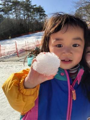 入場料500円で思い切り雪遊び！愛知県豊田市「朝日高原元気村」体験レポート | HugMug