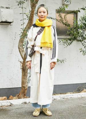 そのトレンチコート『アディダス』なの！？おしゃれ過ぎるママコーデをチェック♡ | HugMug