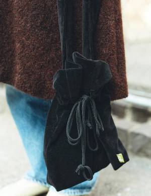 ヴィンテージ上手なママコーデ必見！ 親子でデニムリンクしたのもポイント♡ | HugMug