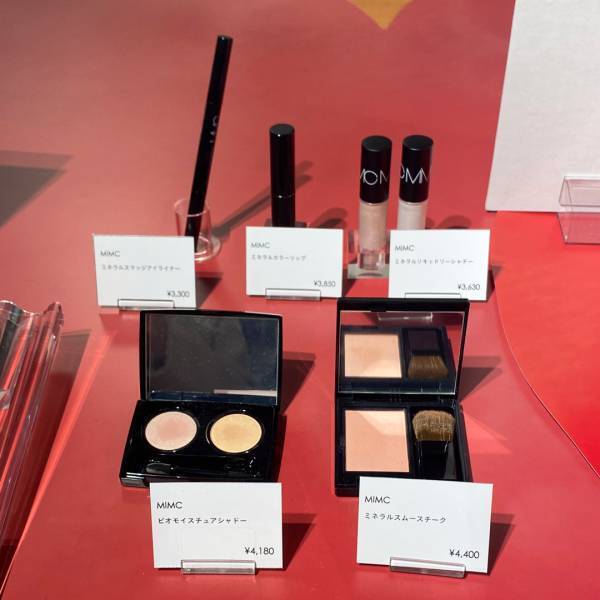 【Cosme Kitchen】春の新作が目白押し！ 編集部員の展示会レポ | HugMug