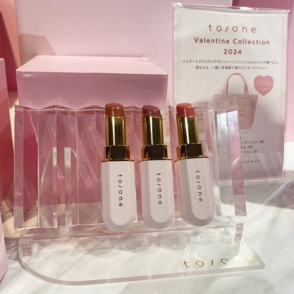 【Cosme Kitchen】春の新作が目白押し！ 編集部員の展示会レポ | HugMug