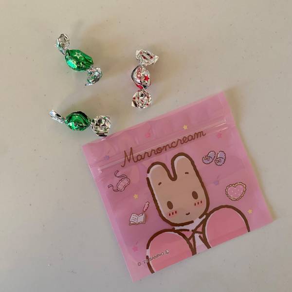 売り切れ必至！？100円ショップ【キャンドゥ】のサンリオグッズが可愛すぎる！ | HugMug