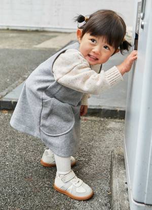 『SHEIN』を使った女の子コーデがめちゃかわ！ ママパパはブラックでカラーリンク♪ | HugMug